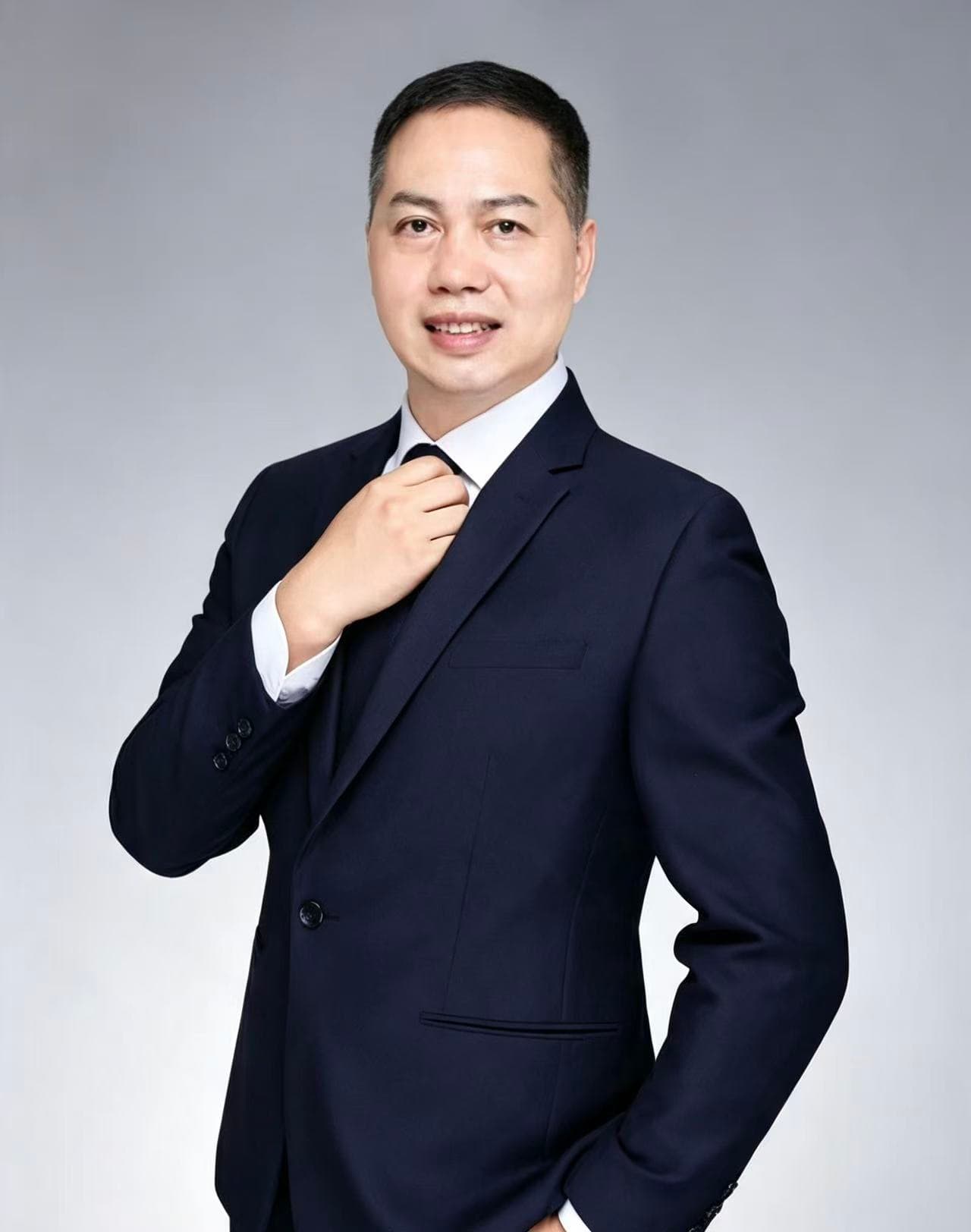 Founder of Jiangyin Hengxin Clothing Co., Ltd.