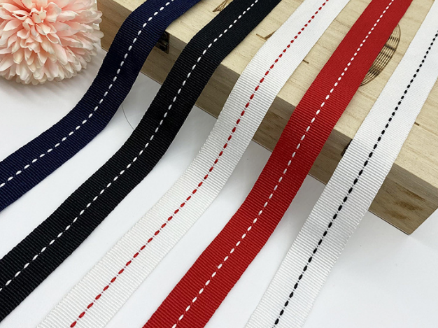Dotted Webbing detail